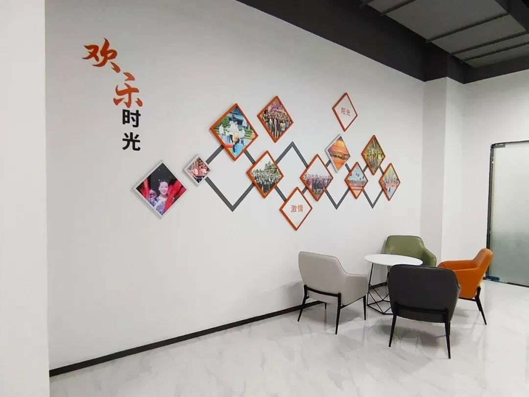 百創(chuàng)精品項(xiàng)目 | 百創(chuàng)集團(tuán)總承建的鴻榮源物業(yè)培訓(xùn)中心圓滿竣工！